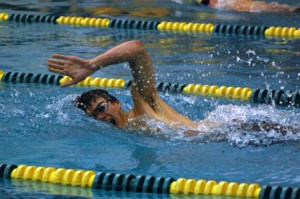 011708-swimmers